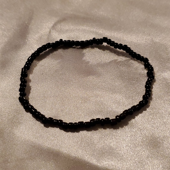 Bracelets - Picture 3 of 5